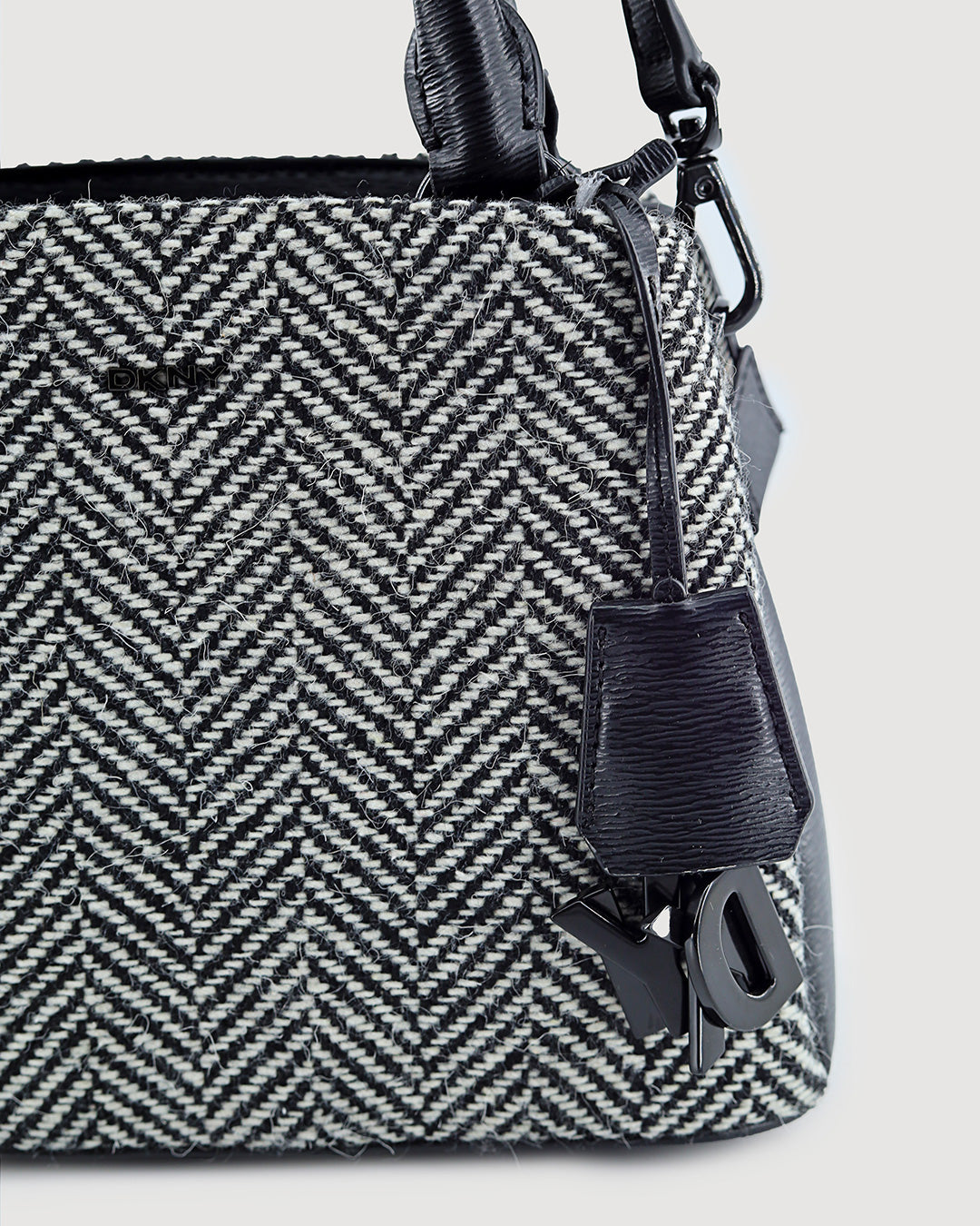 The Chic Herringbone