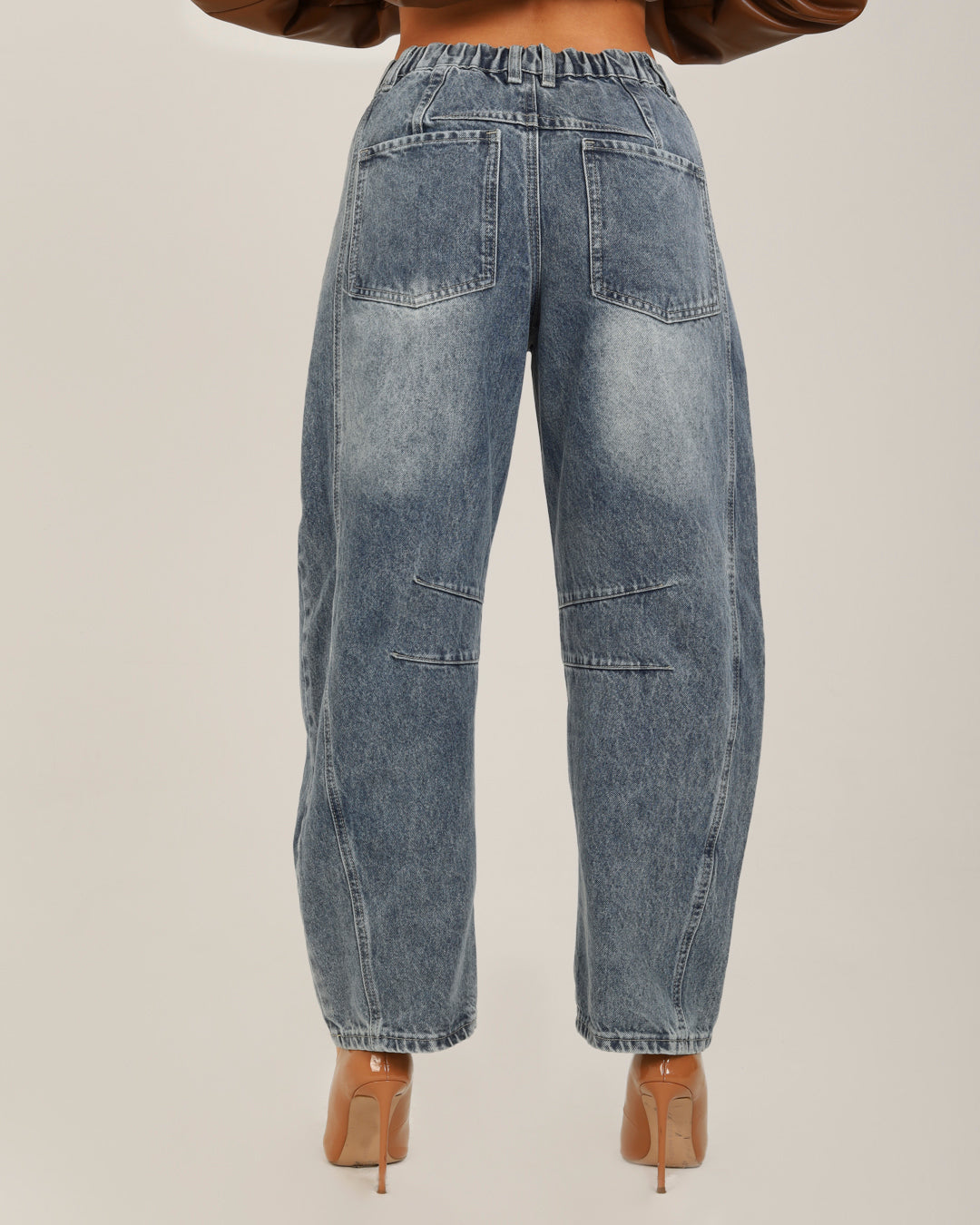 Jean Broderie Fleurie